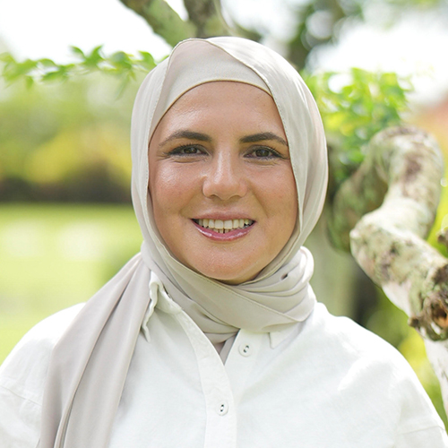 headshot of Nada Makki-Karnib